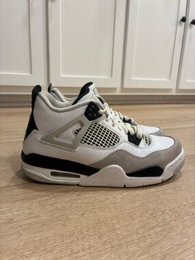 Nike Air Jordan 4 Retro Military Black GS 408452-111 Size 7Y/8.5 Women’s
